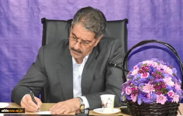 رئیس دانشگاه ملی مهارت به مناسبت فرارسیدن ۱۲ اردیبهشت، سالگرد شهادت استاد فرزانه دکتر مرتضی مطهری و بزرگداشت مقام شامخ معلم و استاد پیامی صادر کرد 2