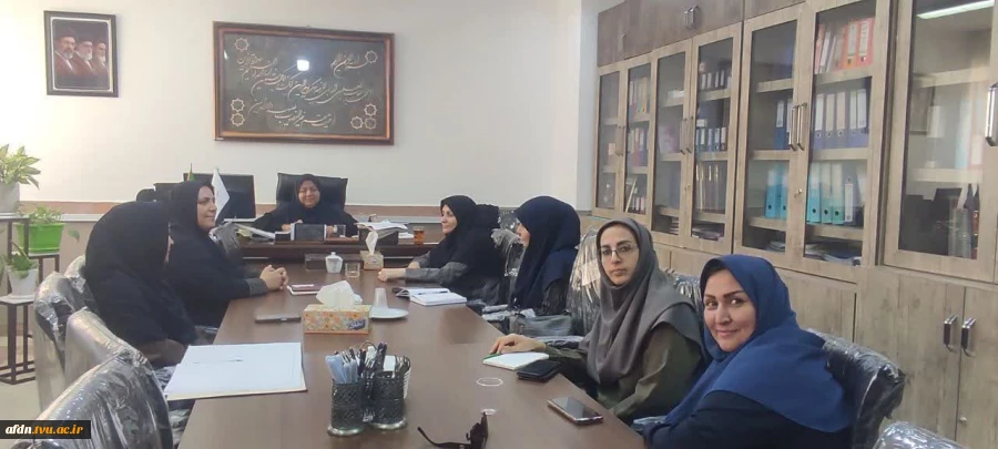 برگزاری نشست استراتژیک جهت برنامه‌ریزی برای میزبانی شایسته از اساتید و دانشجویان در مراسم تشییع قائدشهیدامت جهان اسلام درآموزشکده دختران نیشابور 2